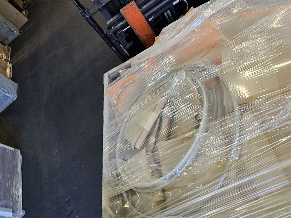 Lot of approx 10 tons of Lamons Metal Risk Gaskets and Spiral Wound Gaskets