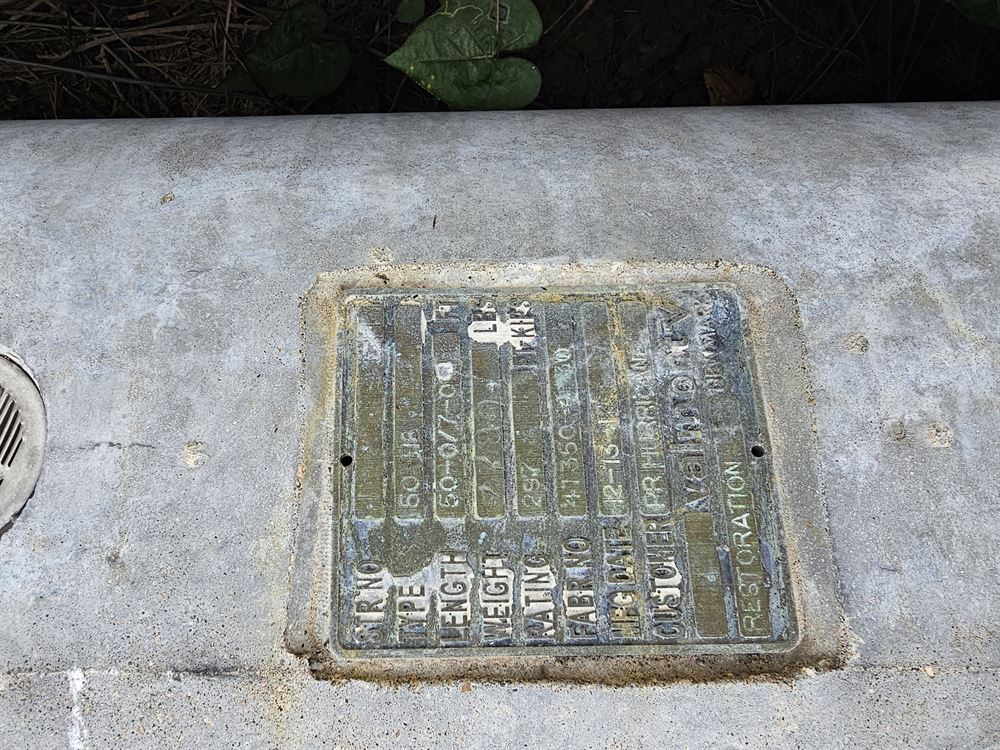 Spun Concrete Poles, Single Section 65 Ft & 50ft H6 Class - Valmont Inc