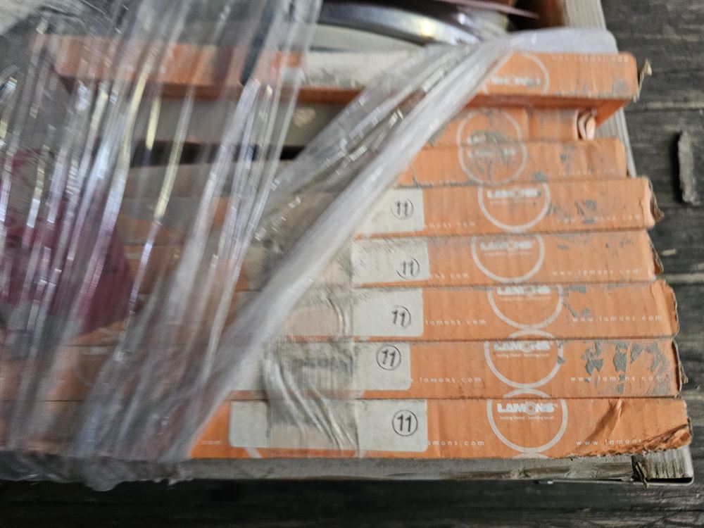 Lot of approx 10 tons of Lamons Metal Risk Gaskets and Spiral Wound Gaskets