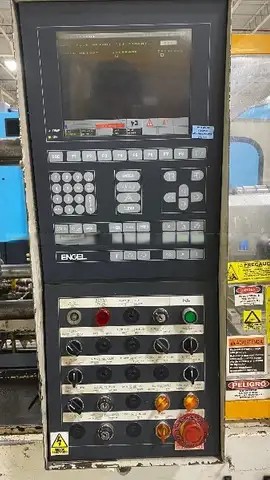 100 Ton Engel 1996 Hydraulic Injection Molding Machine Model ES330/100