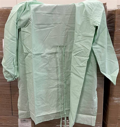 Hanes Reusable Patient/Procedure Gowns