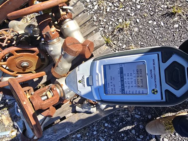 Approx 10000 lbs of CS and SS Valves