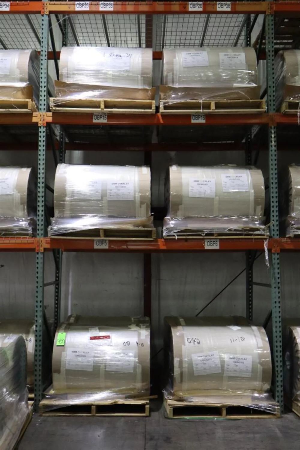 Clear Wear Layer Overlay Rolls 0.016" x 39.5", 3281' Per Roll - 50 Tons