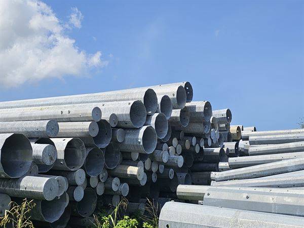 Galvanized Utility Pole (70ft 2 Section) - 1837 count - CHM Utility