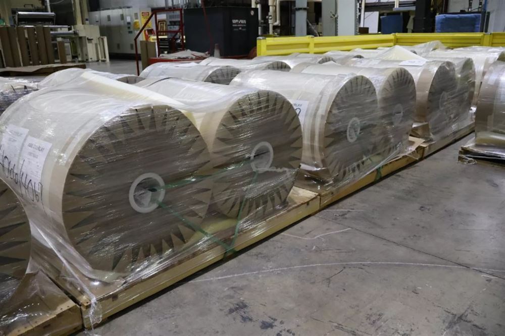 Clear Wear Layer Overlay Rolls 0.016" x 39.5", 3281' Per Roll - 50 Tons