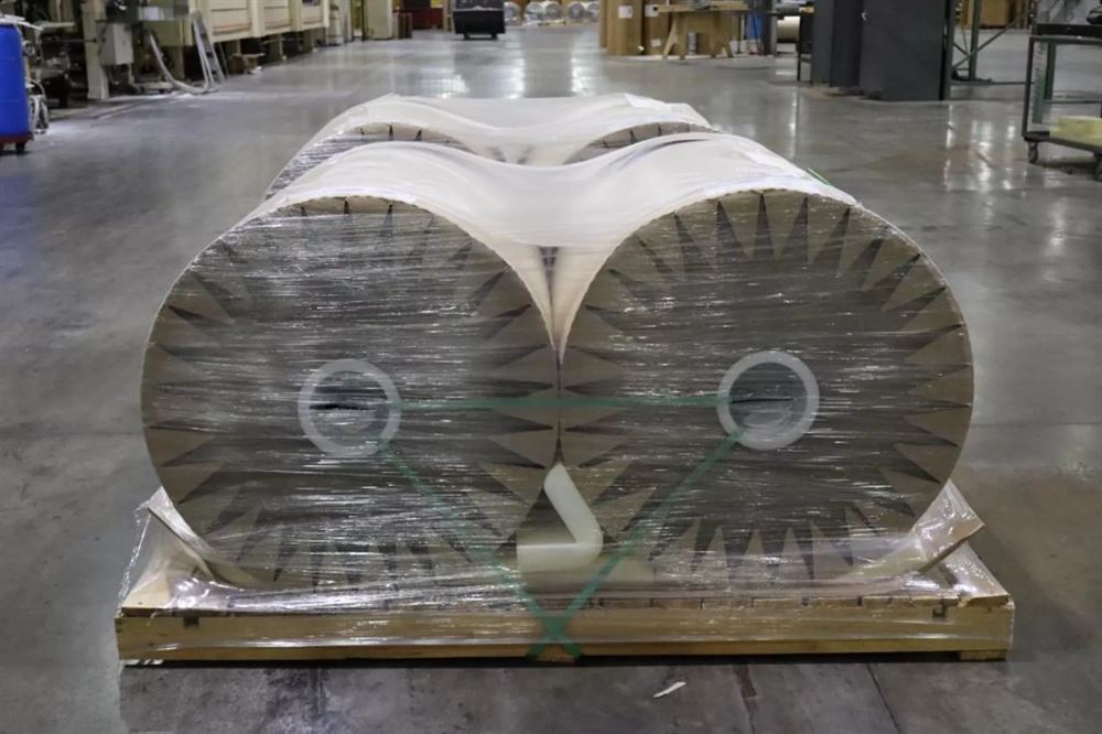 Clear Wear Layer Overlay Rolls 0.016" x 39.5", 3281' Per Roll - 50 Tons