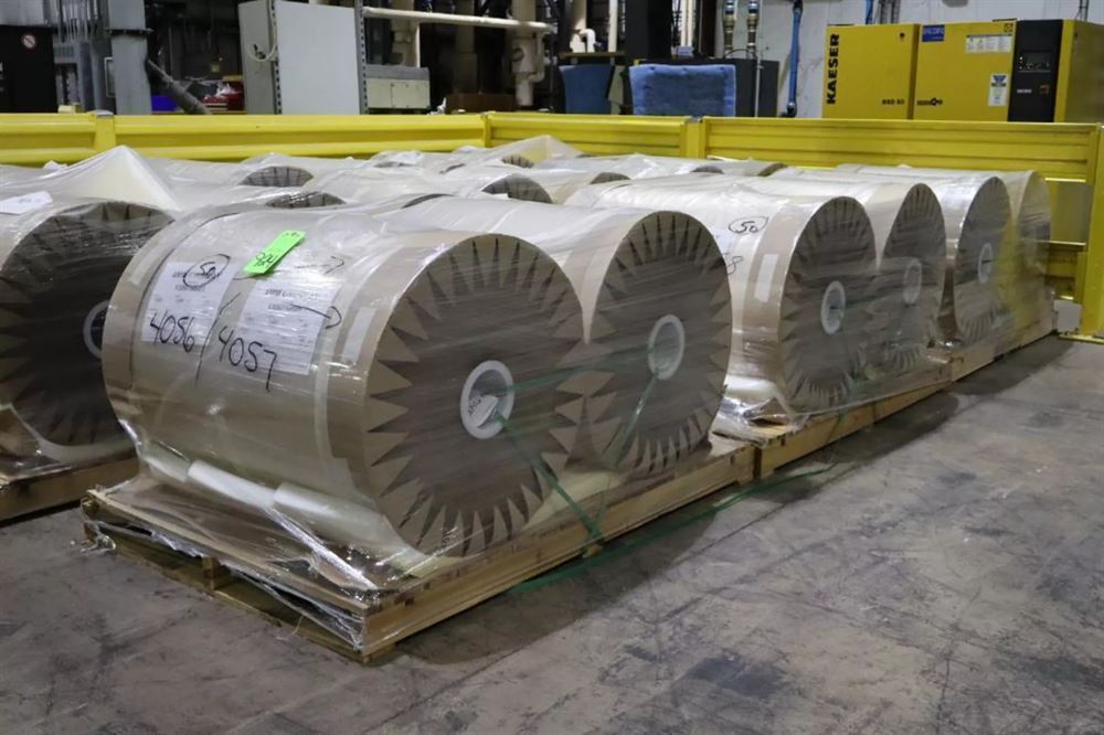 Clear Wear Layer Overlay Rolls 0.016" x 39.5", 3281' Per Roll - 50 Tons