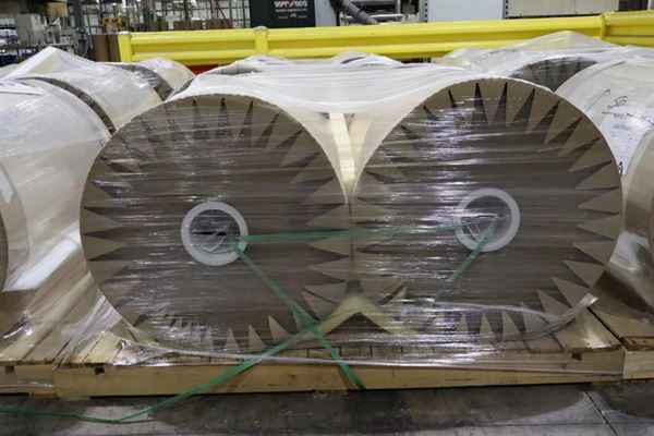 Clear Wear Layer Overlay Rolls 0.016" x 39.5", 3281' Per Roll - 50 Tons