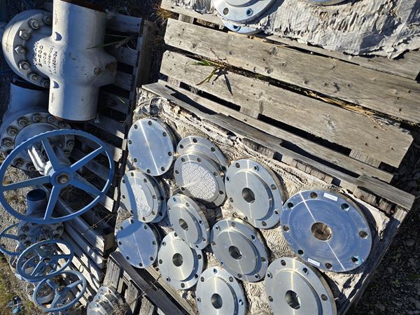 Approx 20000 lbs of SS Fittings (316 /347)